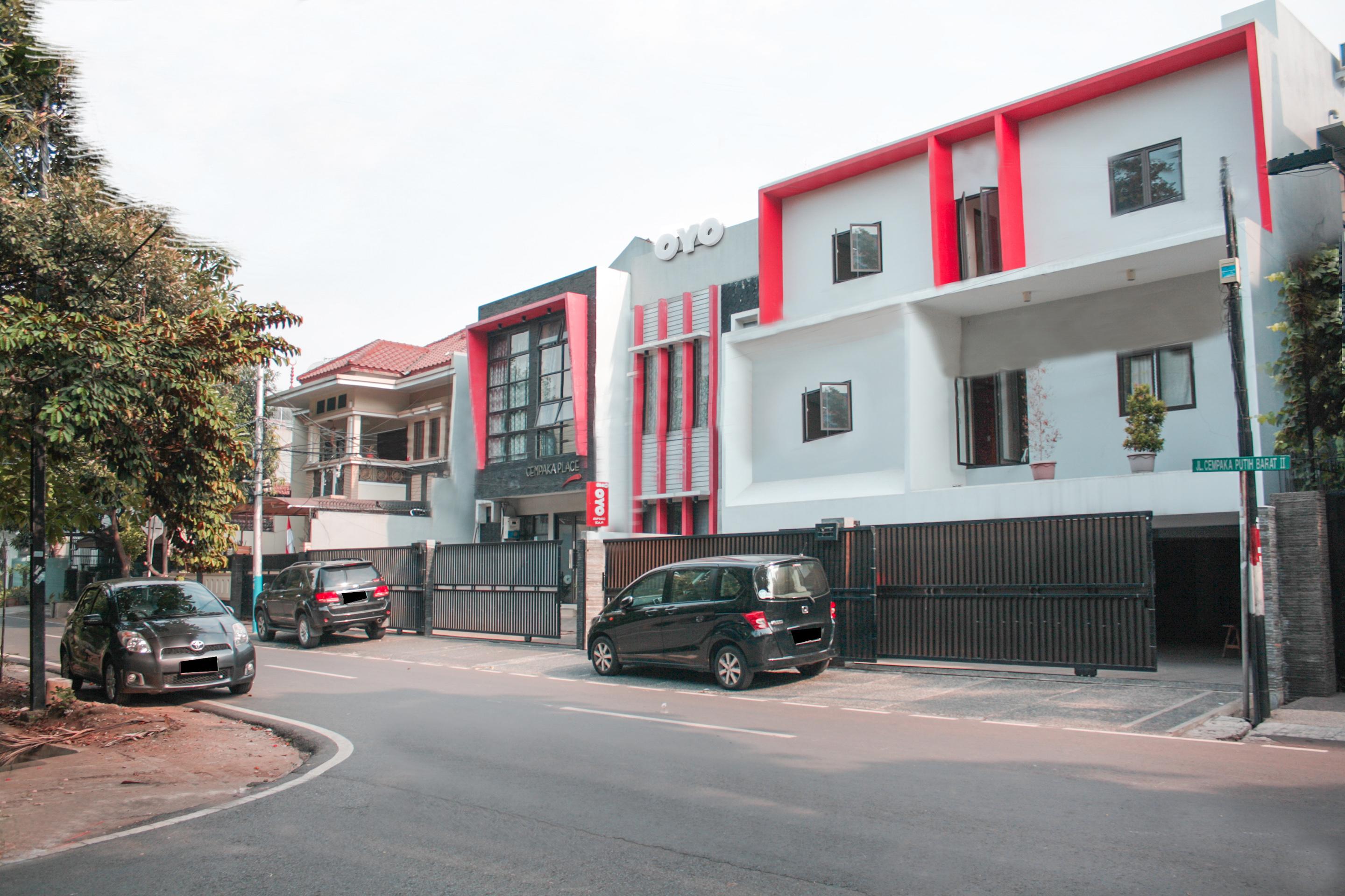 Oyo 148 Cempaka Place Homestay Yakarta Exterior foto